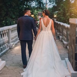 Meet your Posher, Caitlin